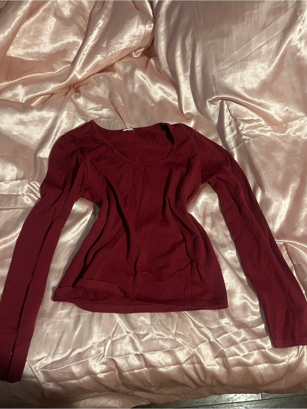 No Boundaries Burgundy Ribbed Long-Sleeve Scoop Neck Top size L